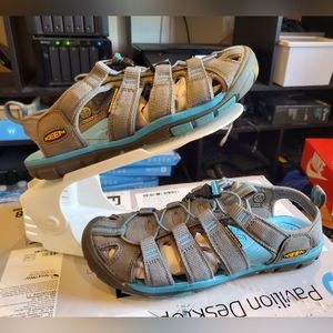 KEEN Clearwater Waterproof Hiking Sandal